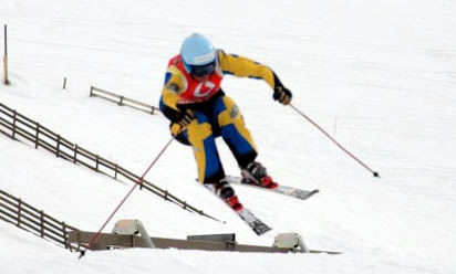 Uno de los participantes en la final de la Copa del Mundo de Skicross