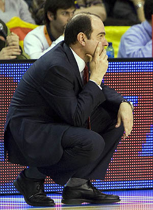 Trifón Poch durante el encuentro en el Palau Blaugrana