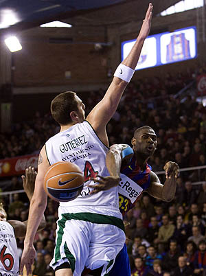 Gutiérrez cuajó una buena actuación ante el Barça (ACB)