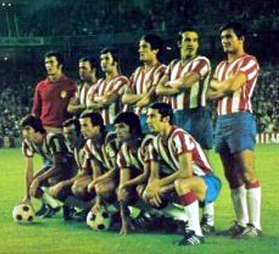 Ñito, Moreno, Falito, Castellanos, Fernández y Aguirre Suárez; con Chirri, Porta, Dueñas, Fontenla y Quiles, son derrotados (2-1) en el Bernabéu el 7 de octubre de 1972 (GRJ)