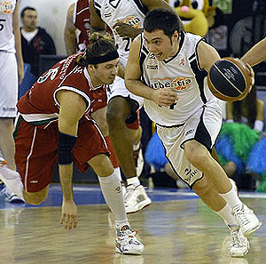 Pecile no continuará en el conjunto nazarí (ACB.COM)