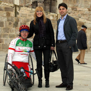 José Rojas junto al concejal de Deportes, Iván López