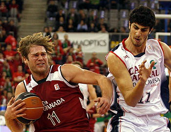 Stefansson firmó 22 puntos en la cancha del Lagun Aro (ACBMEDIA)