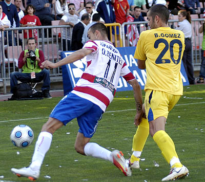 Dani Benítez con Borja Gómez, que estará en la vuelta (PACO AYALA)