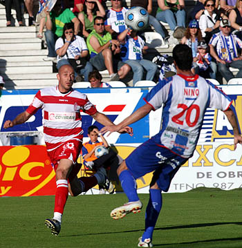 Óscar Pérez podría repetir titularidad ante la SD Ponferradina (LOF)