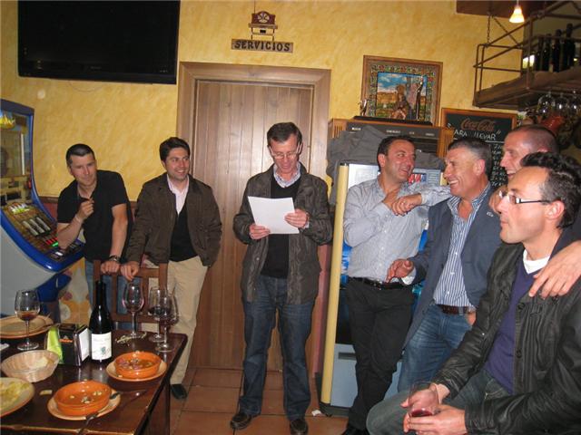 Los Trotanoches en su nueva sede social (GRJ)