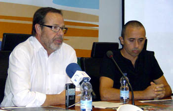 Antonio Sanjuán junto a Antonio Jiménez durante la presentación