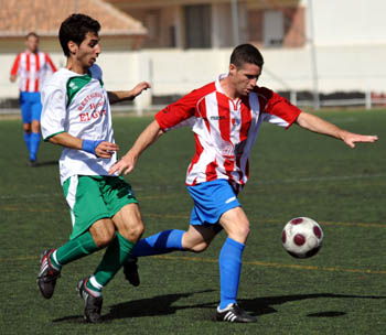 El Arenas no lodró pasar de la igualada en Huétor Vega (BALDOMERO)