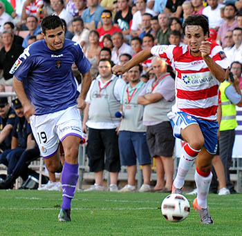 Carlos Calvo, en el encuentro frente al Valladolid. (BALDO)