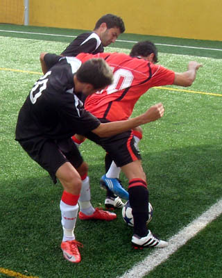 El Cúllar Vega se hizo con la victoria ante el Granada B (LÁZARO)