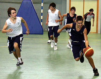 El conjunto cadete perdió en su desplazamiento a Guadix (MUCHO DEPORTE)