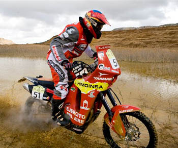 El piloto Miguel Puertas en la edición 2009 del Dakar