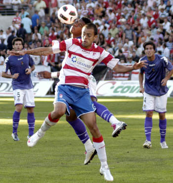 Benítez, en el partido frente al Valladolid de la primera vuelta. (AYALA)