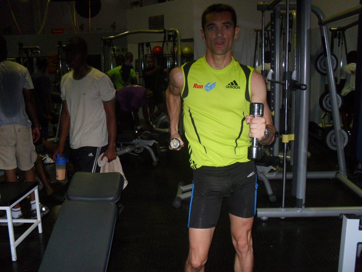 Paquillo, junto a su entrenador José Manuel Rodríguez, en Sudáfrica