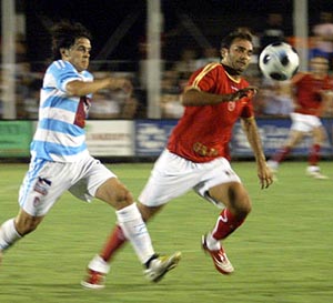 Una acción del partido disputado ayer (GRANADACF.ES)