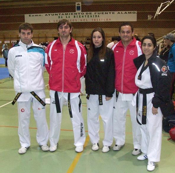 Parte de la representación granadina