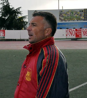 Óscar Felipe, entrenador CD Imperio (VAKER)