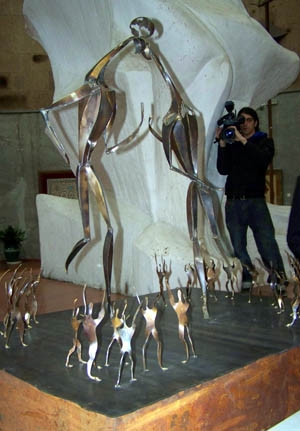 Maqueta del monumento a la afición del Granada CF. (GRJ)