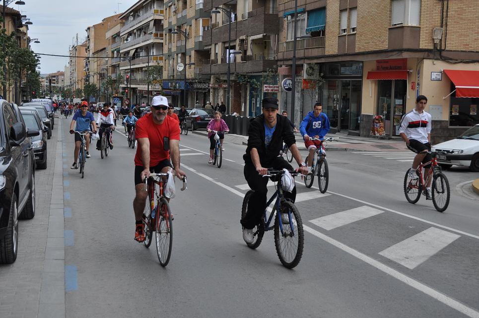 Un momento del paso por la Avenida Medina Olmos