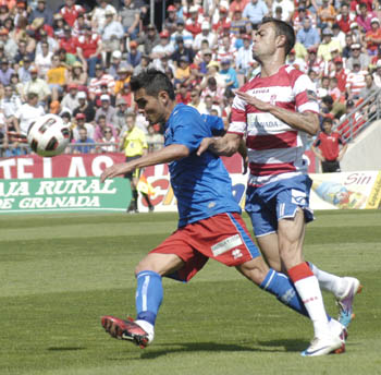 Dani Benítez será baja el próximo encuentro por sanción. (ARCHIVO)