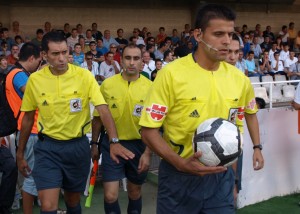 Gil Manzano debutó en la categoría de plata en la temporada 2009/10