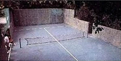 La pista de pádel ha variado mucho desde sus inicios 