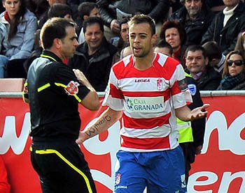 Dani Benítez podrá disputar el primer partido del Play Off. (ARCHIVO)