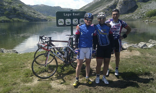 Juan Zamora en los Lagos de Covadonga