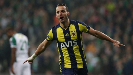 Roberto Soldado jugará la próxima temporada en el Granada CF Roberto Soldado jugará la próxima temporada en el Granada CF
