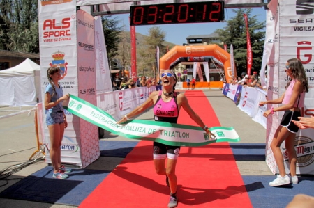 Sonia Ortiz entra ganadora en meta (CETURSA)