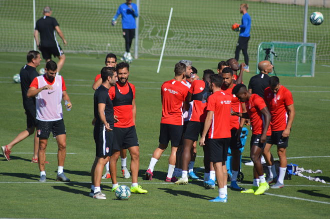 19 convocados por Diego Martínez (GRJ) 