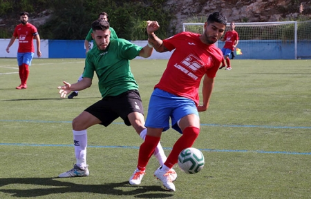 El Churriana ha iniciado la liga con victoria en Monachil (MANU LÓPEZ) El Churriana ha iniciado la liga con victoria en Monachil (MANU LÓPEZ)