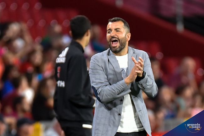 Diego Martínez celebra el triunfo ante el Leganés (BALDOMERO) 