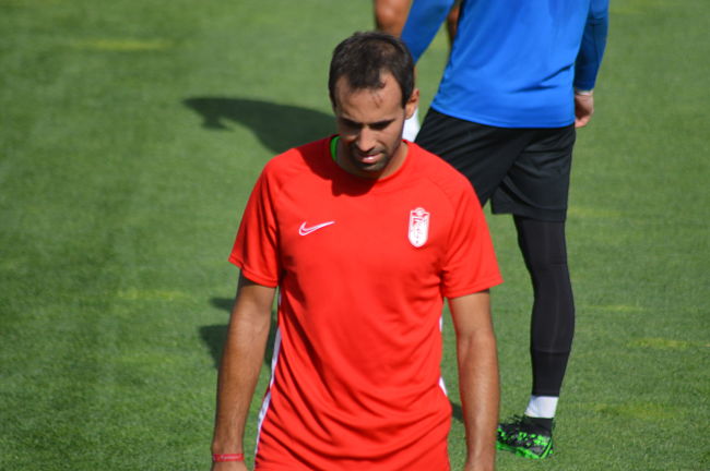 Víctor Díaz cae lesionado (GRJ)