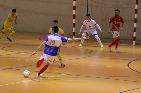 El Sima Peligros acabó el partido con juego de a cinco (PFS) El Sima Peligros acabó el partido con juego de a cinco (PFS)