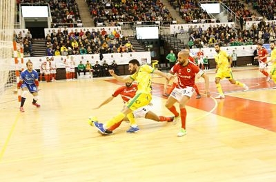 Jaén Paraiso Interior no dio opción a Sima Peligros (JAÉN F. S.) Jaén Paraiso Interior no dio opción a Sima Peligros (JAÉN F. S.)