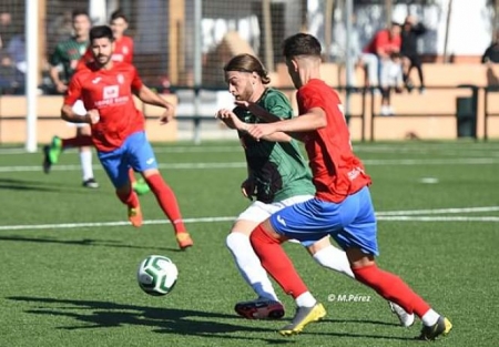 El Gabia iniciará el año recibiendo al Atlético La Zubia (MANOLO PÉREZ / GABIA CF)