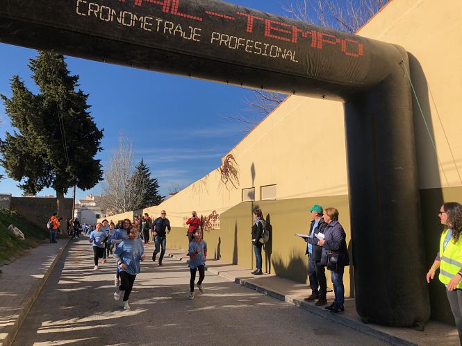 Entrada en meta de participantes (AYTO. ÓRGIVA) 