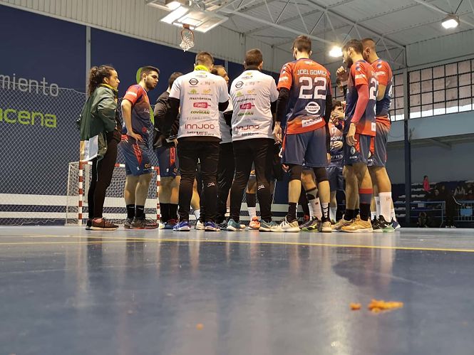 El BM Maracena sigue intratable (BALONMANO MARACENA)