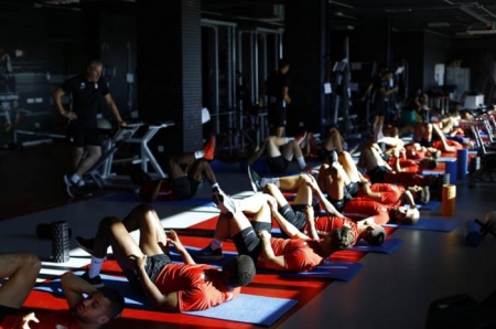 El equipo trabajando en el gimnasio (P.VILLOSLADA / GCF) El equipo trabajando en el gimnasio (P.VILLOSLADA / GCF)