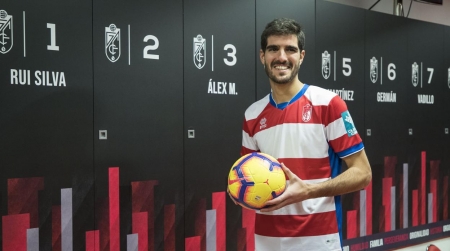 Bernardo Cruz cuando fichó por el Granada CF (GCF) 