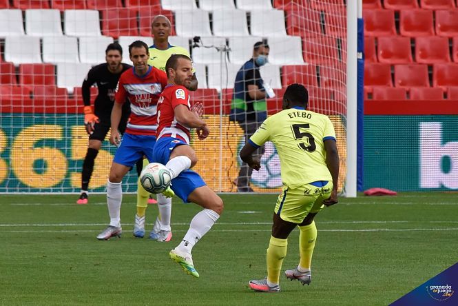 Soldado durante el partido con el Getafe (JOSÉ MIGUEL BALDOMERO) 