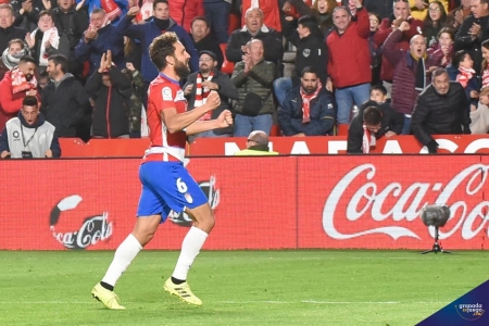 Germán celebra su tanto ante el Atlético de Madrid en Los Cármenes (GEJ) Germán celebra su tanto ante el Atlético de Madrid en Los Cármenes (GEJ)
