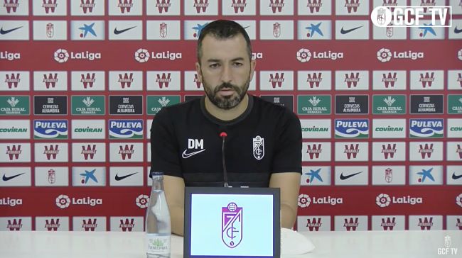 Diego Martínez, en rueda de prensa (GRANADA CF)