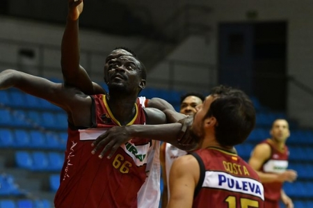 Bamba Fall debutará en el Palacio de los Deportes (ARTEMIO MARTÍNEZ) Bamba Fall debutará en el Palacio de los Deportes (ARTEMIO MARTÍNEZ)