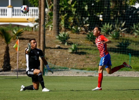 Aranda consigue el tercer tanto (GRANADA CF) Aranda consigue el tercer tanto (GRANADA CF)