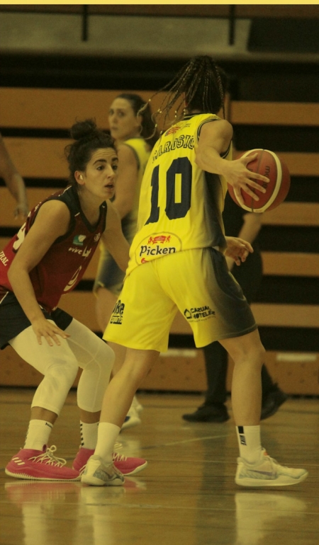 El Hafesa Granada cayó ante Picken Claret (TWITTER PICKEN CLARET) El Hafesa Granada cayó ante Picken Claret (TWITTER PICKEN CLARET)