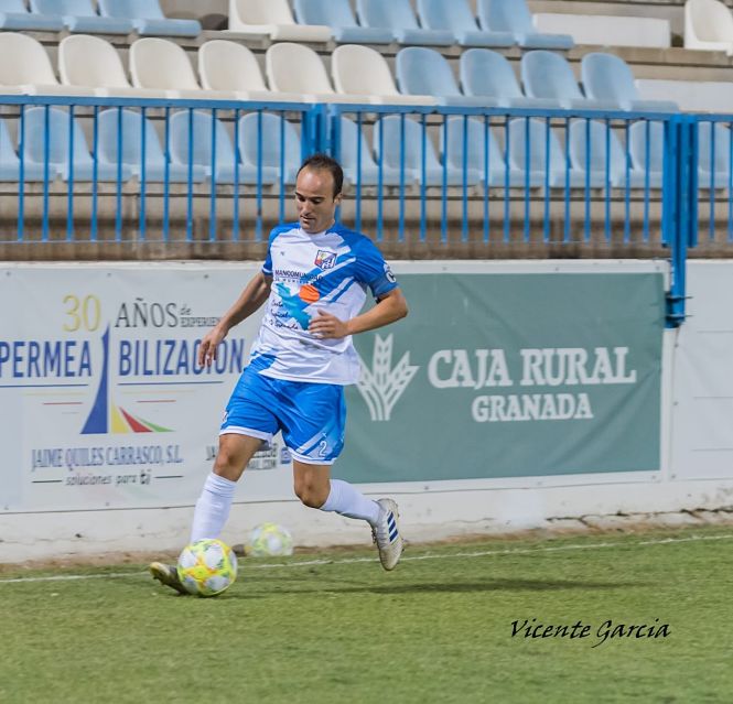 Linares durante un partido con el Motril (VICENTE GARCÍA) 