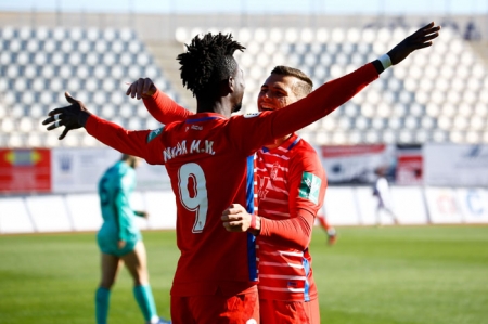 Nuha Marong realizó un partido completo ante el conjunto lorquino (GRANADA CF)