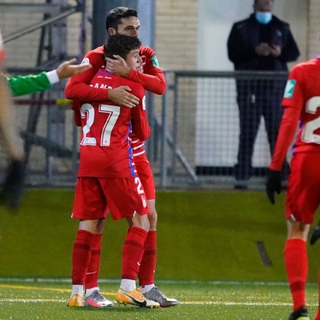 Jorge Molina y Aranda, protagonistas en el segundo tanto nazarí (PEPE VILLOSLADA / GCF)